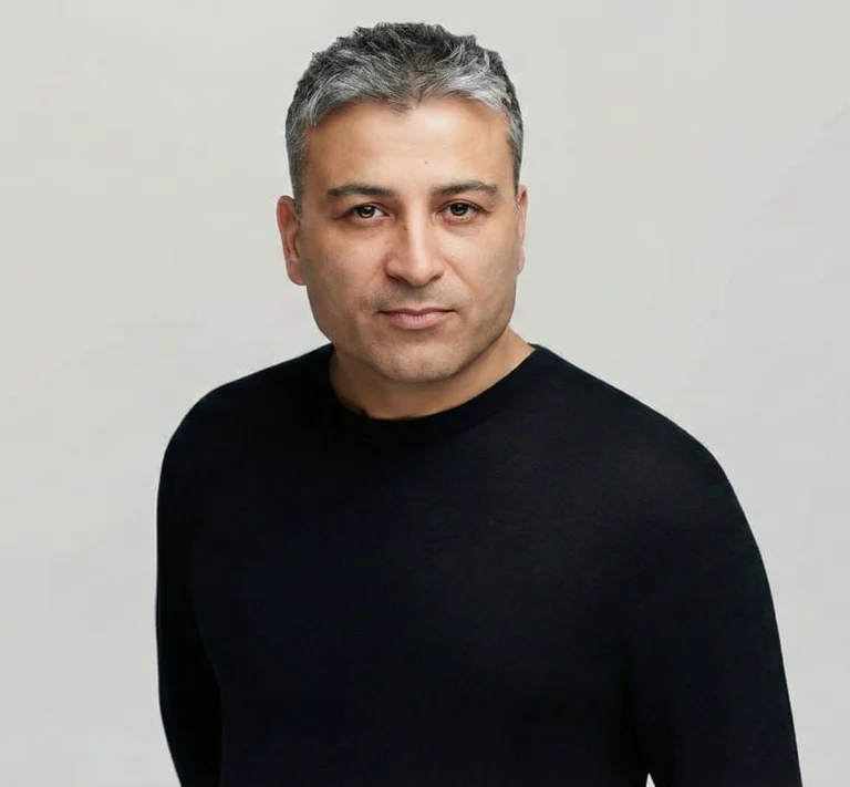 Portrait of Harmeet Assi